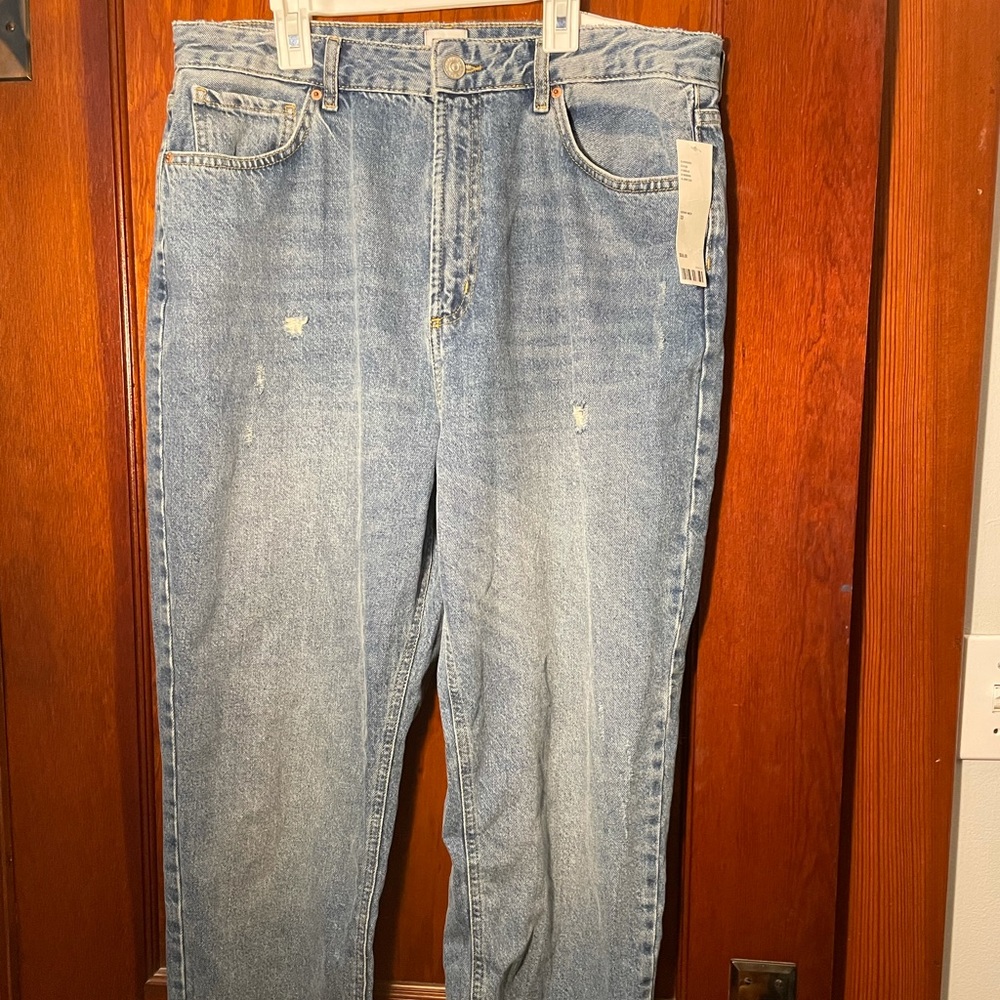 Urban Outfitters BDG Mom High Rise Jeans